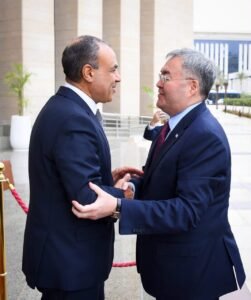 وزير الخارجية المصري ونظيره الكازاخي يبحثان تعزيز الشراكة الاقتصادية وتوقيع بروتوكول جديد للتأشيرات