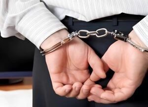 النيابة تحبس 3 متهمين 4 أيام في قضية تسريب بيانات عملاء شركات الاتصالات