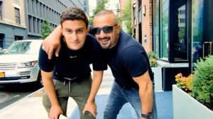 الحالة الصحية لياسين أحمد السقا بعد جراحة الرباط الصليبي.. ووالده يسانده في المستشفى