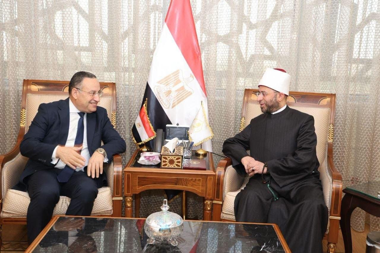 وزيرا الأوقاف والتعليم العالي يبحثان تعزيز الوعي وتطوير الخطاب الدعوي بالبحث العلمي والتقنيات الحديثة