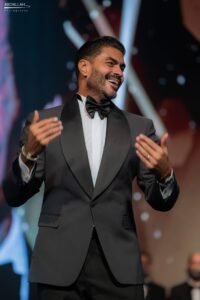 خالد سليم يشارك جمهوره صورًا من دار الأوبرا المصرية ويكشف عن سحر أجوائها
