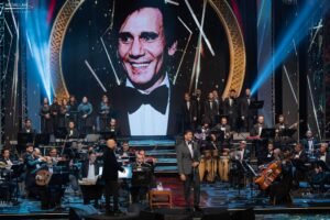 خالد سليم يشارك جمهوره صورًا من دار الأوبرا المصرية ويكشف عن سحر أجوائها