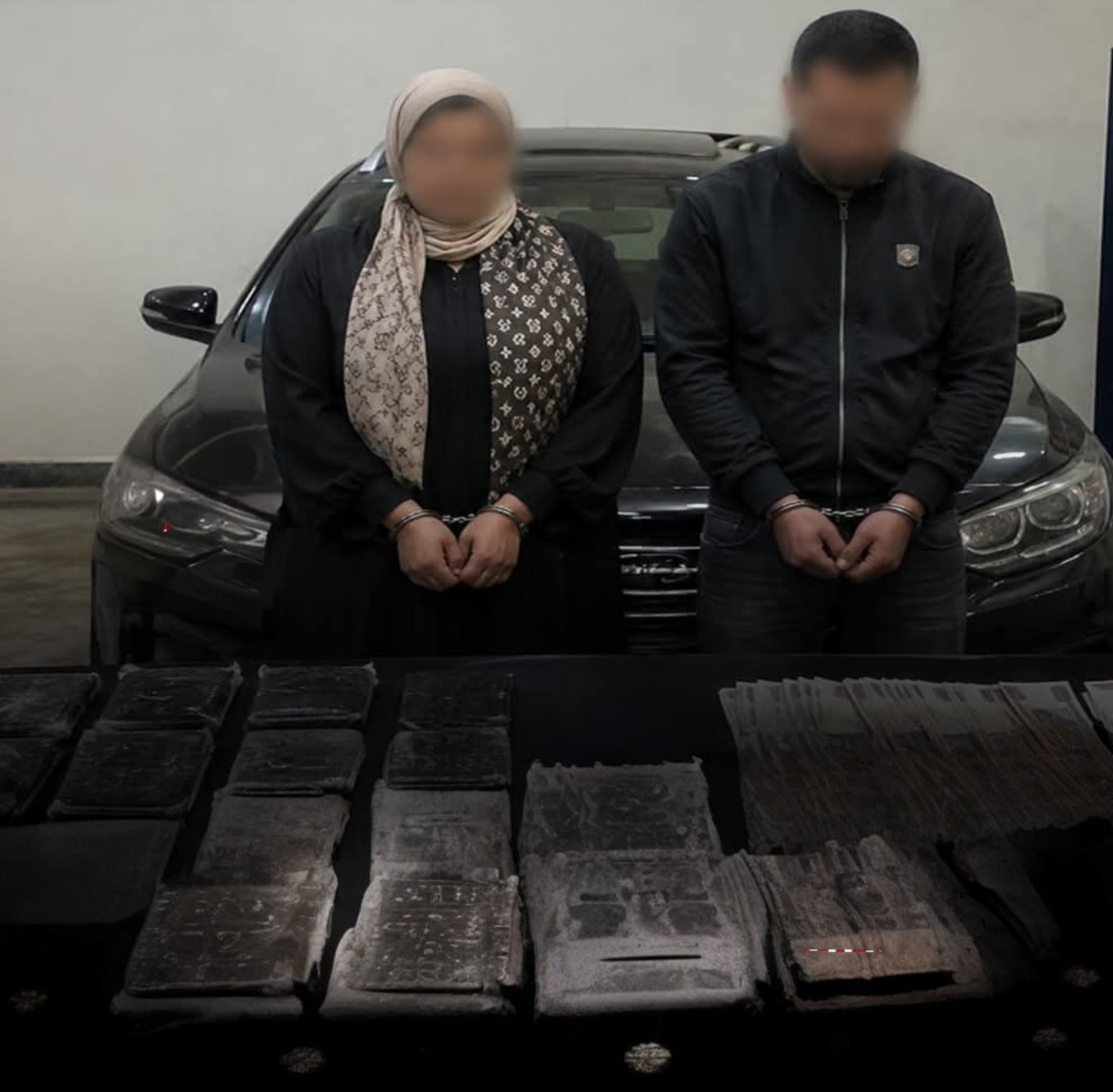 القبض على سيدة مغربية وسائقها وبحوزتهما كميات كوكايين وهيروين قبل ترويجها في العجوزة