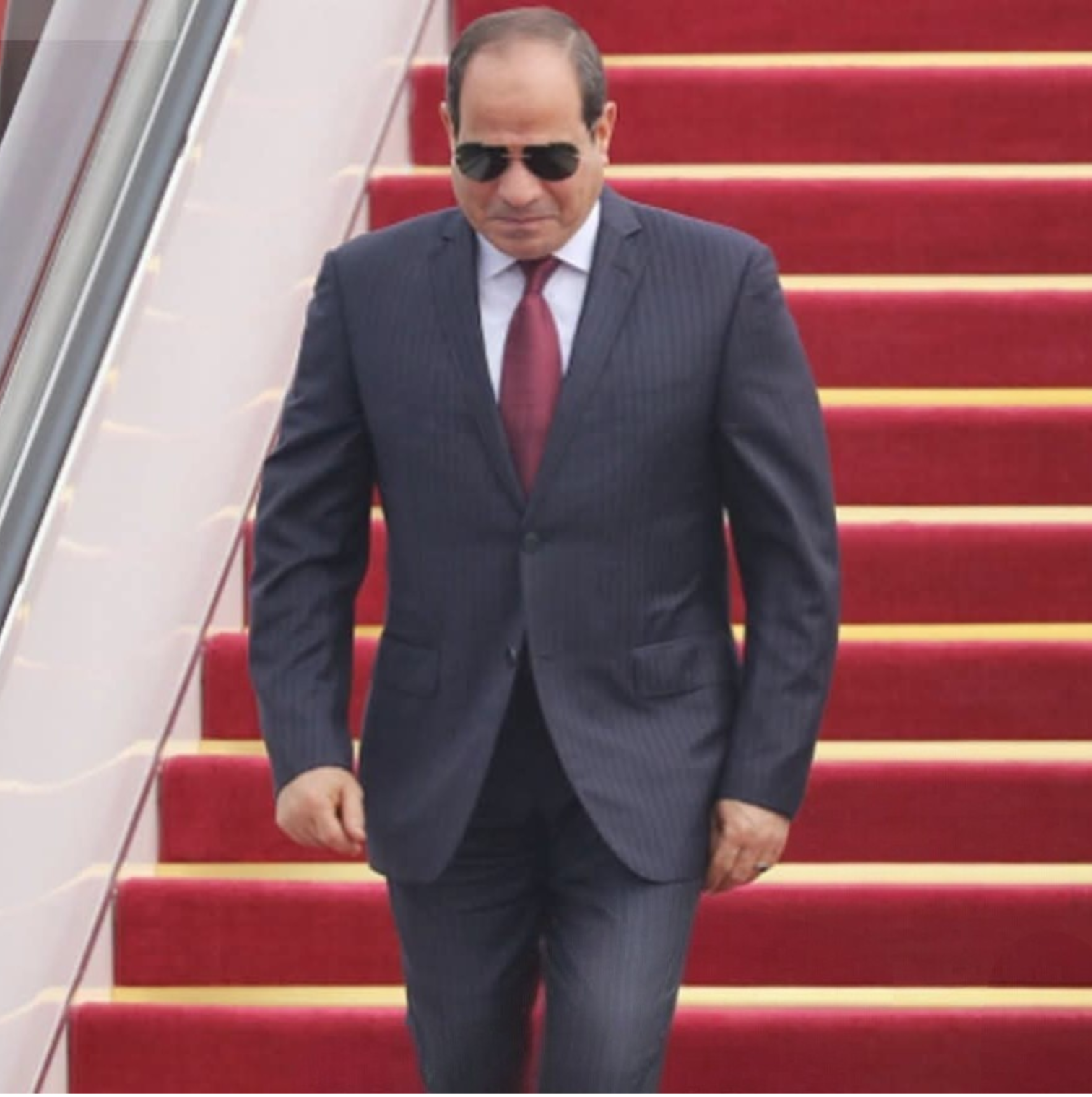 الرئيس السيسي يصل إلى ماليزيا في مستهل زيارة دولة.. واستقبال رسمي من رئيس الوزراء أنور إبراهيم