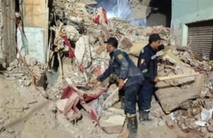 انهيار عقار بحدائق القبة وإصابة شخصين.. جهود البحث عن ناجين تحت الأنقاض