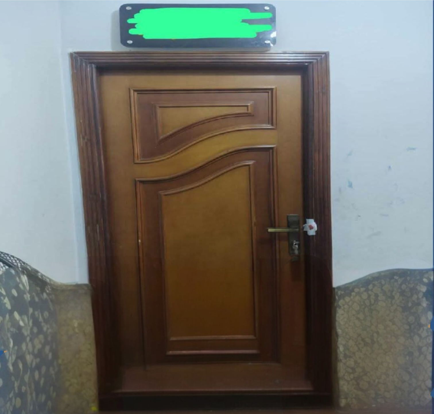 انتحال صفة طبيبة جلدية بالبحيرة.. تشميع منشأة طبية غير مرخصة وضبط أدوية ومستلزمات