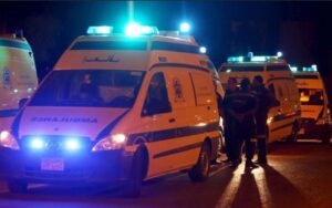 حادث الطريق الزراعي بالبحيرة.. وفاة شخص وإصابة 3 آخرين في تصادم ميكروباص وتريلا أمام قرية أنور المفتي