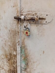 ‎غلق وتشميع مطعم وفروعه الثلاثة في الإسكندرية بسبب مخالفات سلامة الغذاء.. والمحافظ يوجه بتكثيف الحملات الرقابية