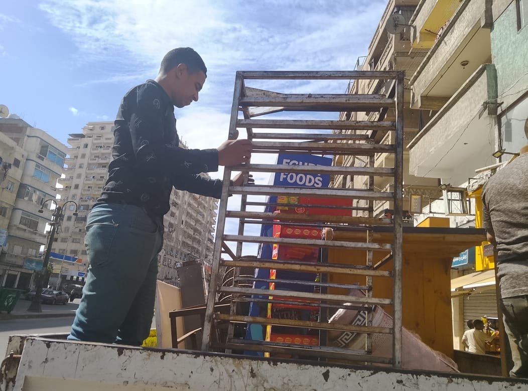 حملات الإسكندرية ترفع 778 حالة إشغال وتزيل 30 تاندة مخالفة