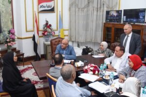 محافظ الإسكندرية يبحث شكاوى المواطنين ويوفر 7 فرص عمل بينها 3 لذوي الهمم خلال لقاء جماهيري