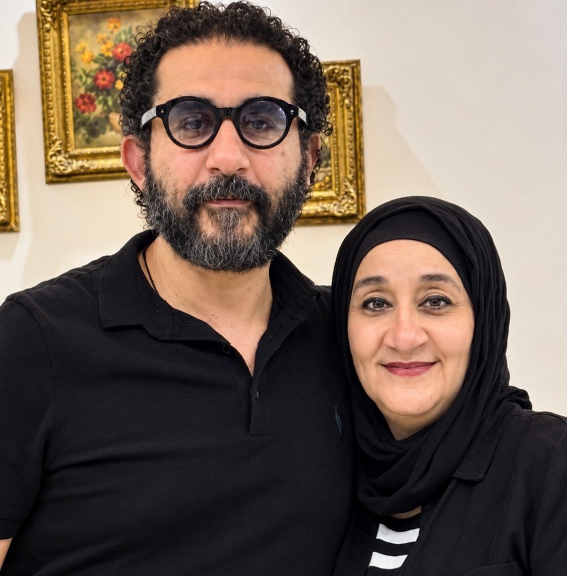 رسالة سالي حلمي لأحمد حلمي قبل عرض فيلمه الجديد.. «العالم يراك أحمد حلمي وأنا أراك العالم»