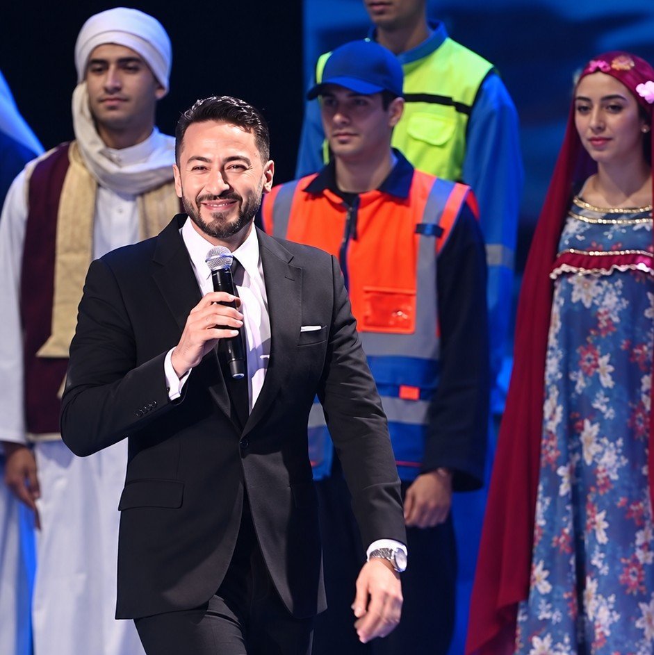 حمادة هلال يطرح أغنية المصريين بعد غنائها أمام الرئيس السيسي في الندوة التثقيفية الـ44 للقوات المسلحة